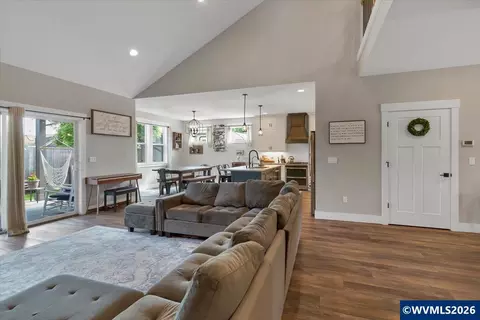 Other - 431 Grant St, Silverton, OR 97381 photo 2 of 12