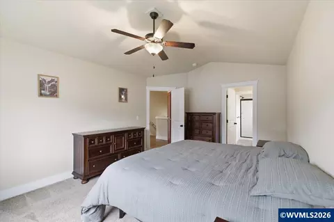 Bedroom - 2112 Equestrian Lp Lp S, Salem, OR 97302 photo 1 of 7