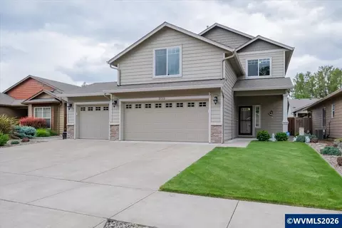 Exterior - 2112 Equestrian Lp Lp S, Salem, OR 97302 photo 3 of 10