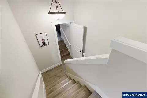 Entry Way - 2112 Equestrian Lp Lp S, Salem, OR 97302 photo 3 of 4