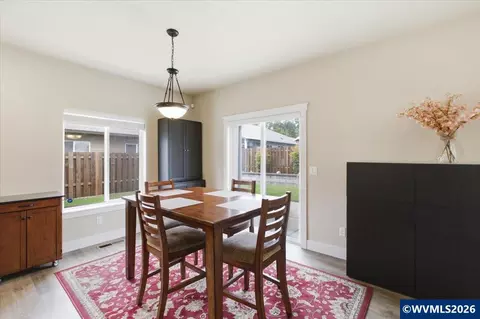 Dining - 2112 Equestrian Lp Lp S, Salem, OR 97302 photo 1 of 3