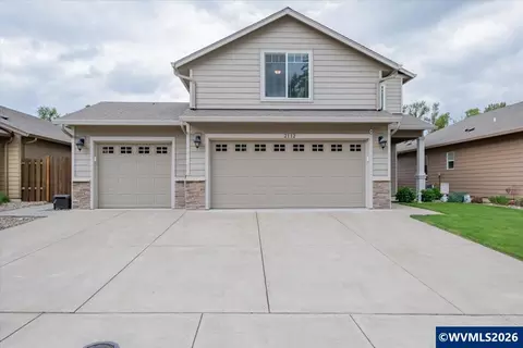 2112 Equestrian Lp Lp S, Salem, OR 97302