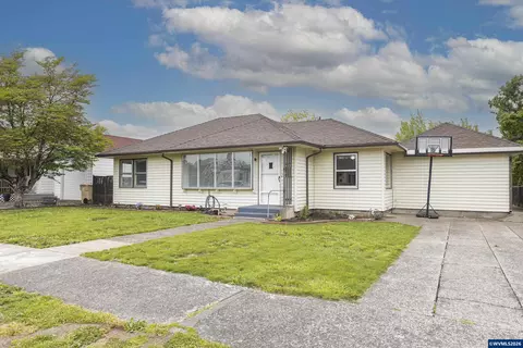 591 Harden Dr, Lebanon, OR 97355