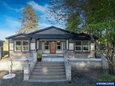 14055 Dallas Coast Hwy, Dallas, OR 97338