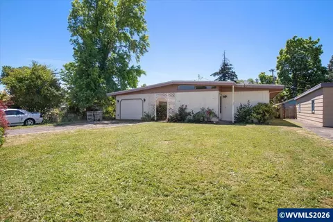 1036 23rd Ave SE, Albany, OR 97322