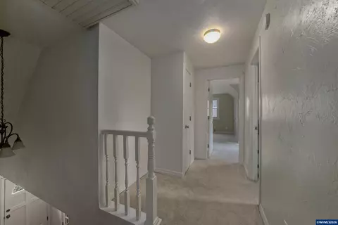 Entry Way - 220 NW Downy Dr, Sublimity, OR 97385 photo 3 of 3
