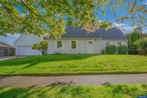 Exterior - 220 NW Downy Dr, Sublimity, OR 97385 photo 2 of 12