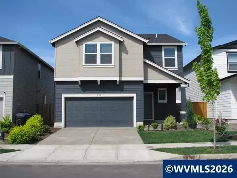 469 Lost Lake St NE, Salem, OR 97301