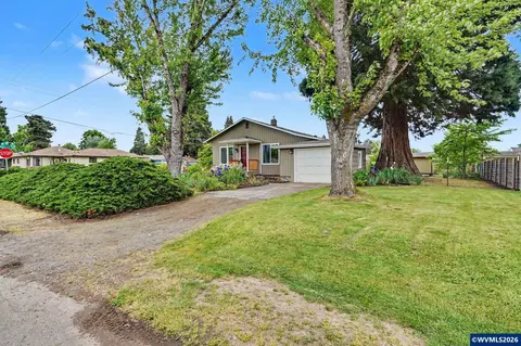 4215 Harlan Dr NE, Salem, OR 97305