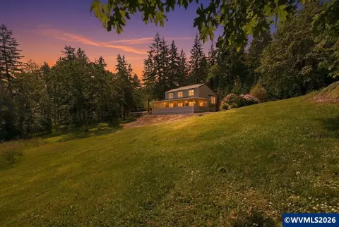 36909 Edgemont Dr, Lebanon, OR 97355