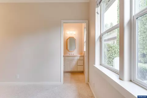 Bedroom - 875 Sand Ave, Eugene, OR 97401 photo 2 of 3