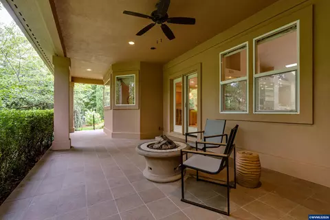 Exterior - 875 Sand Ave, Eugene, OR 97401 photo 1 of 4