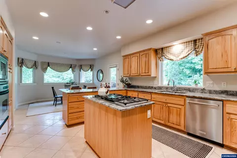Kitchen - 875 Sand Ave, Eugene, OR 97401 photo 2 of 2