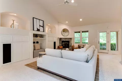 Living - 875 Sand Ave, Eugene, OR 97401 photo 3 of 4