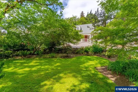 635 Church St SE, Salem, OR 97301