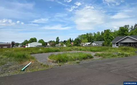 1220 49th Ave, Sweet Home, OR 97386