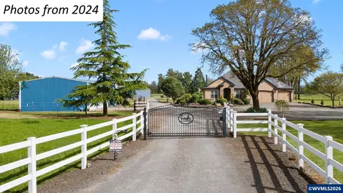 12430 S Oak Grove Rd, Canby, OR 97013