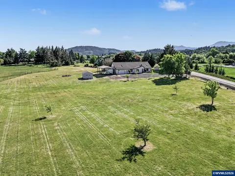 1753 Wooded Knolls Dr, Philomath, OR 97370