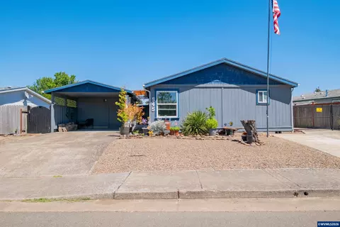 545 W Airway Rd, Lebanon, OR 97355
