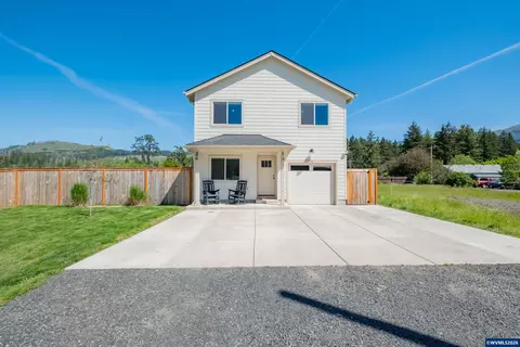 123 Sorbin Ave E, Gates, OR 97346