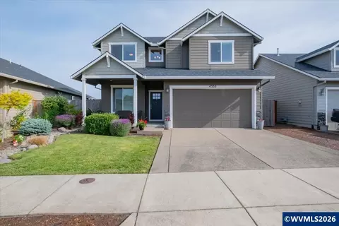 4355 Somerset Dr NE, Albany, OR 97322