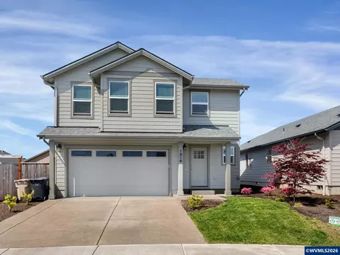 1819 SE Blueberry St, Dallas, OR 97338