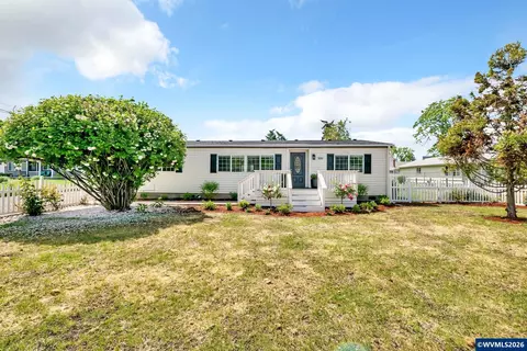 650 Territorial St, Harrisburg, OR 97446