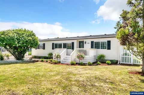 650 Territorial St, Harrisburg, OR 97446