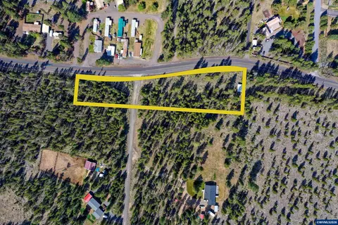 54592 Huntington Rd, Bend, OR 97707