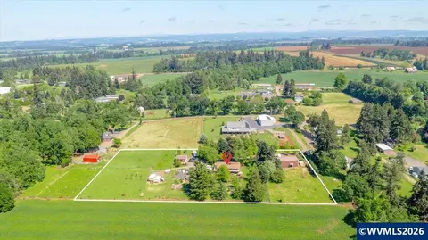 8471 Tyrone Ln SE, Salem, OR 97317