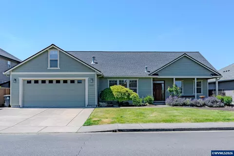 9692 Willamette St, Aumsville, OR 97325