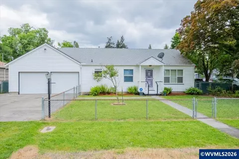 3110 Brenna Ave NE, Salem, OR 97301