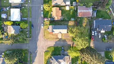 View/Area - 2010 1st Ave E, Albany, OR 97321 photo 1 of 2