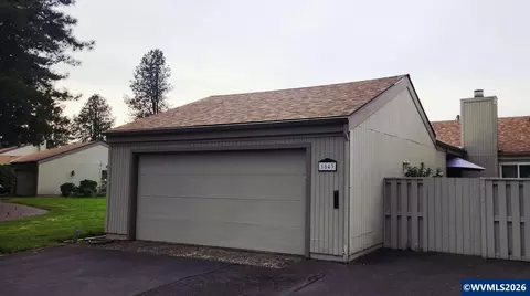 1843 Lexington Cir SE, Salem, OR 97306
