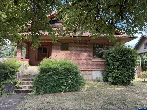 240 SE Davis St, Mcminnville, OR 97128