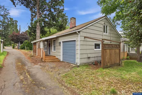 360 Wilson St S, Salem, OR 97302