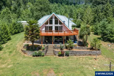 19864 Shangrila Ln, Alsea, OR 97324