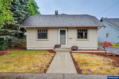 969 SE Miller Ave, Dallas, OR 97338