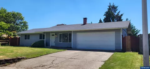 4681 Buckskin Ct NE, Salem, OR 97305