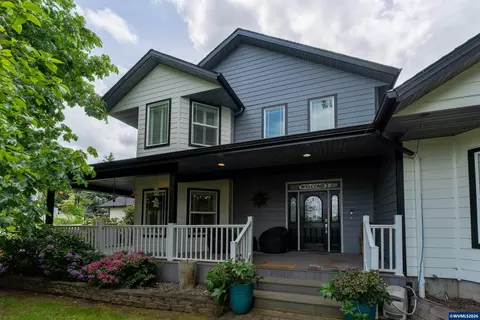 36292 Hillside Ln, Lebanon, OR 97355