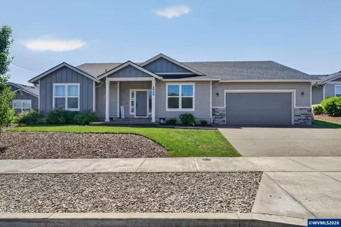 2988 NE Clearwater Dr, Albany, OR 97321