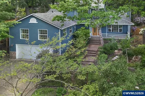 1876 NW Woodland Dr, Corvallis, OR 97330
