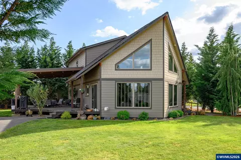 2576 Laurel Ave NE, Salem, OR 97301