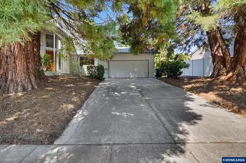 4035 Copper Glen Ct SE, Salem, OR 97302