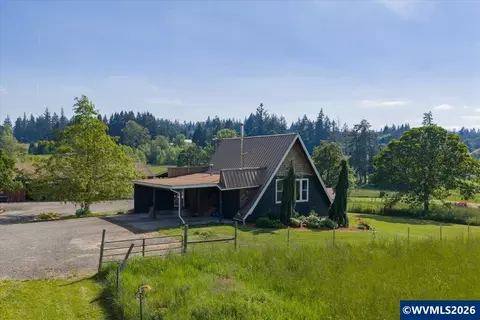 34232 Parkwoods Dr NE, Albany, OR 97322