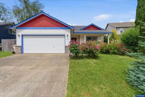 132 NW Howard Ln, Dallas, OR 97338