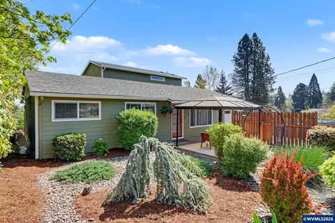 2782 Bluff Ave SE, Salem, OR 97302