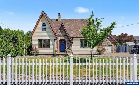 346 SE Hankel St, Dallas, OR 97338