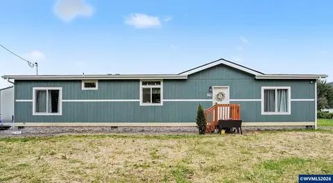 178 19th St, Lyons, OR 97358
