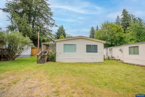3134 Highway 20 #12, Sweet Home, OR 97386